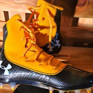Men's UA Highlight MC Football Cleats